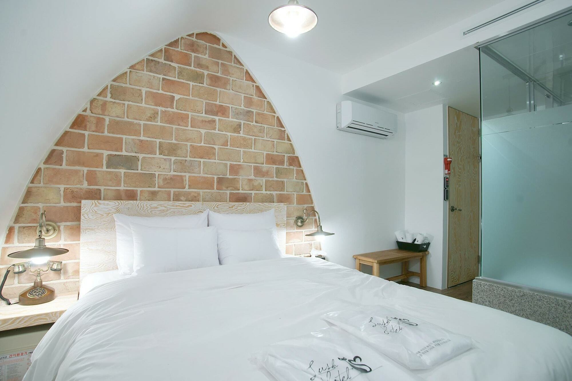 Lush Hotel Сеул Экстерьер фото